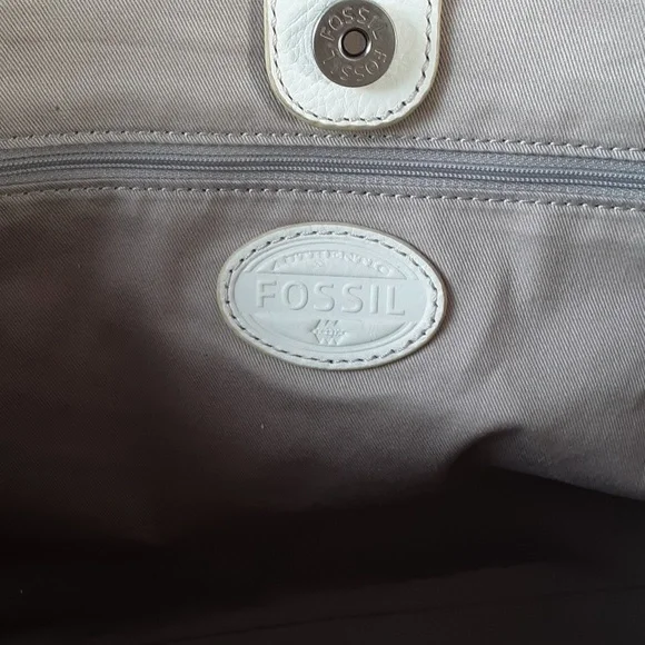 Fossil Tote Bag - Picture 10 of 11